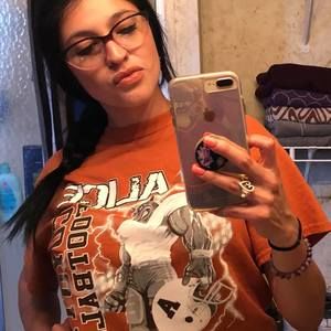 Meet your Posher, Clarice